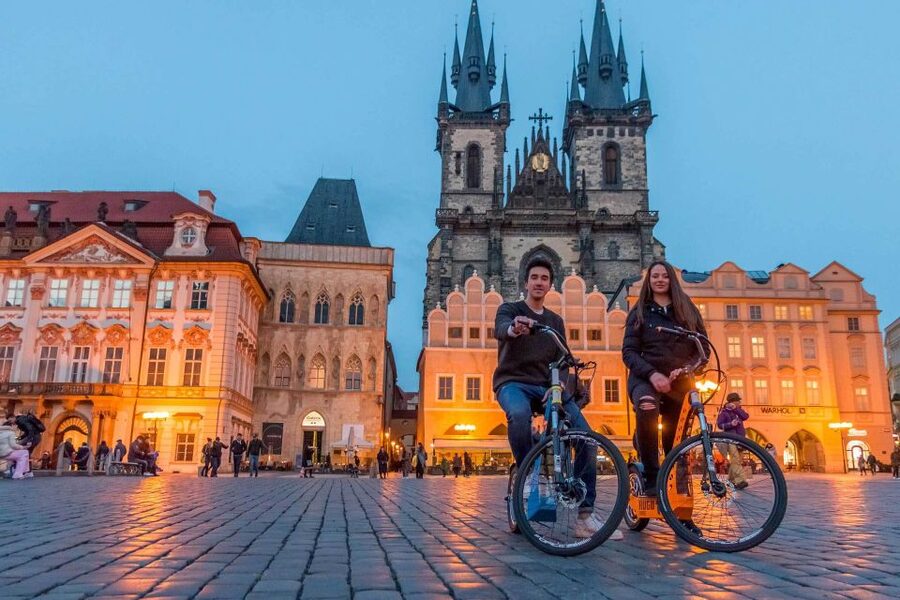 Prague: Grand Segway and eScooter Live Guided City Tour - The change from eScooter to Segway