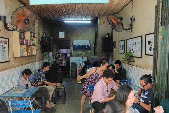Private Ho Chi Minh Sightseeing and Food Tour by Scooter - The Thich Quang Duc Memorial and its difficult story