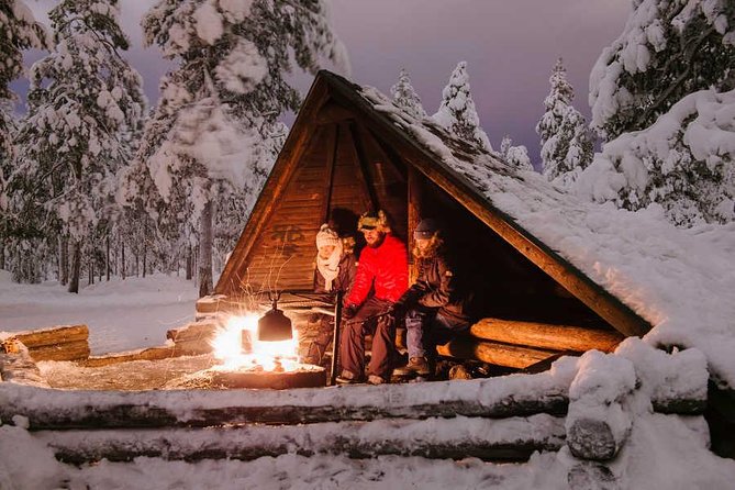 PRIVATE Northern Light Adventure by VIP Car and Snow Scooters - The guide can make the difference