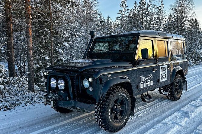 PRIVATE Northern Light Adventure by VIP Car and Snow Scooters - Who will enjoy this three-hour outing