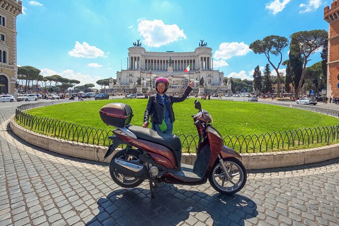 Private Scooter Tour in Rome - Mouth of Truth, Theatre of Marcellus, and old city details