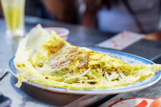 Private Street Food Tour by Scooter in Ho Chi Minh City - The Thich Quang Duc Monument and a difficult chapter