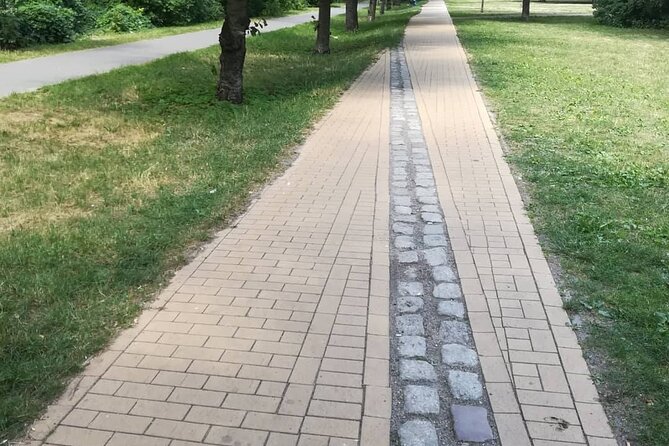 Private Up to 12 Guests-ONE RICKSHAW, E-Bikes, E-Scooters - Potsdamer Platz and the Holocaust Memorial