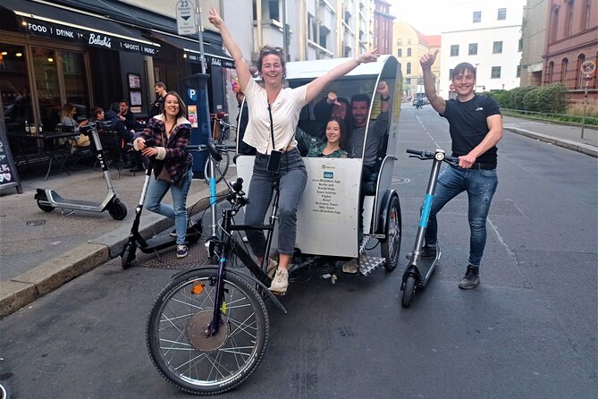 Private Up to 12 Guests-ONE RICKSHAW, E-Bikes, E-Scooters - Bebelplatz and Gendarmenmarkt