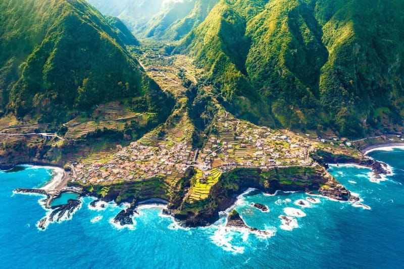 Private Vespa West Tour-Seixal,São Vicente,Porto Moniz(4hr) - Down into São Vicente