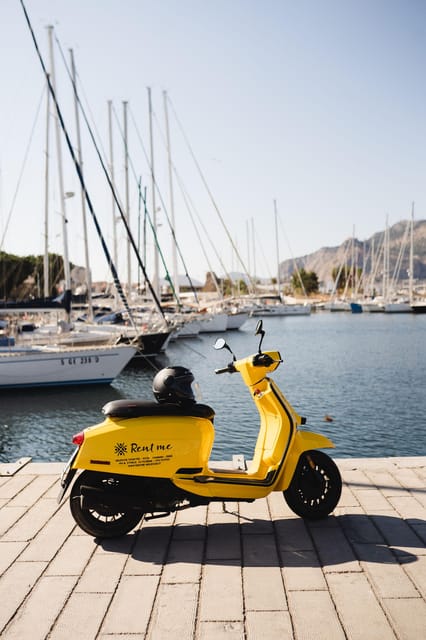 Rent beautiful iconic scooters and discover Sicily. - The freedom of a private, self-planned day