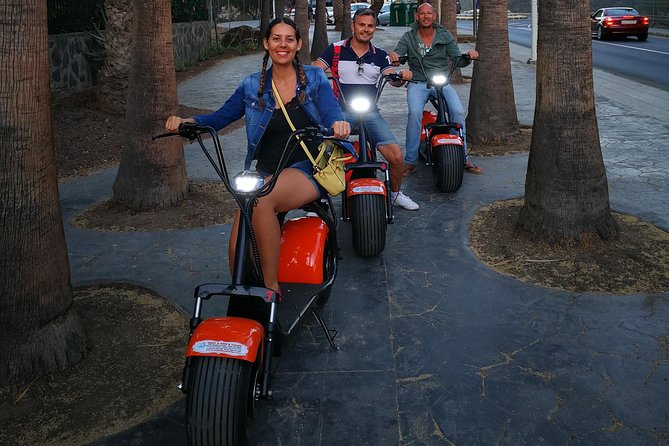 Rent e-Scooter 2 seater from 1 untill 4 Hour : Explore Maspalomas - Paseo Costa Canaria and Playa del Inglés