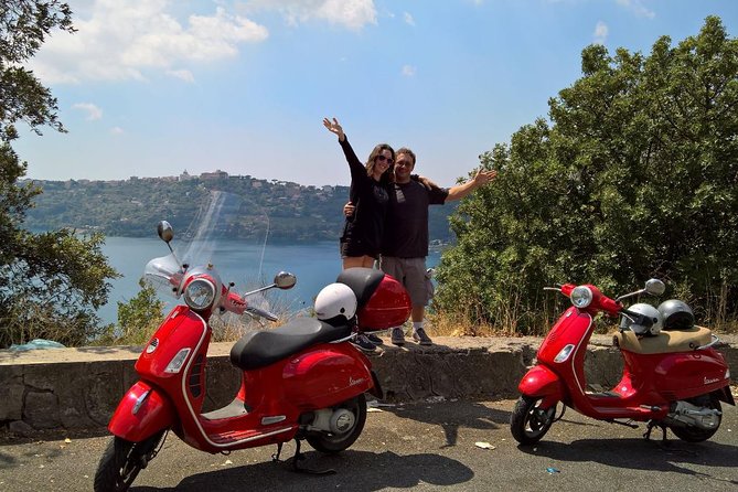 Roman Countryside villages Vespa tour with driver - Frascati, vineyards, and noble villas