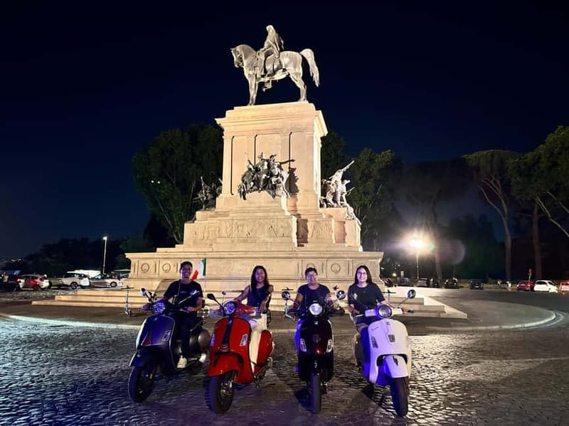 Rome: 1-Hour Vespa Ride as Passenger with a Local Driver - Roseto Comunale and the views around the Aventine