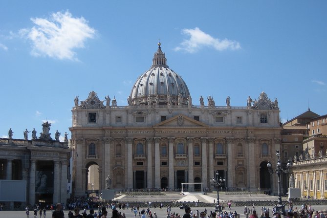 Rome by Vespa Semi Private Tour | MAX 6 PEOPLE GUARANTEED - Pyramid of Cestius, Aurelian Walls, and Testaccio
