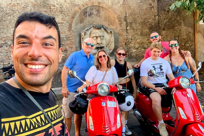 Rome by Vespa – with Francesco: the Best Guided Vespa Tour - Meeting Francesco in Monti