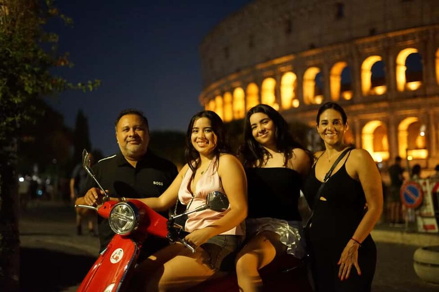 Rome: City Highlights Nighttime Vespa Photoshoot Jouney - Meeting near the Colosseum and getting set up