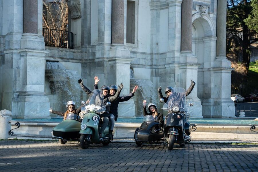 Rome: Day and Night Private Vespa Tour with Hotel Pickup - The Vespa sidecar setup