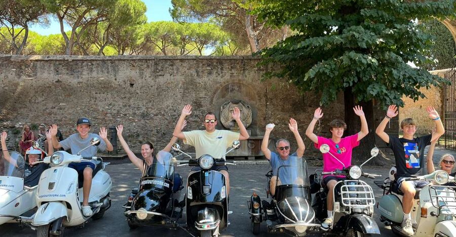 Rome: Highlights Vespa Sidecar Tour with Coffee and Gelato - The Colosseum from the road