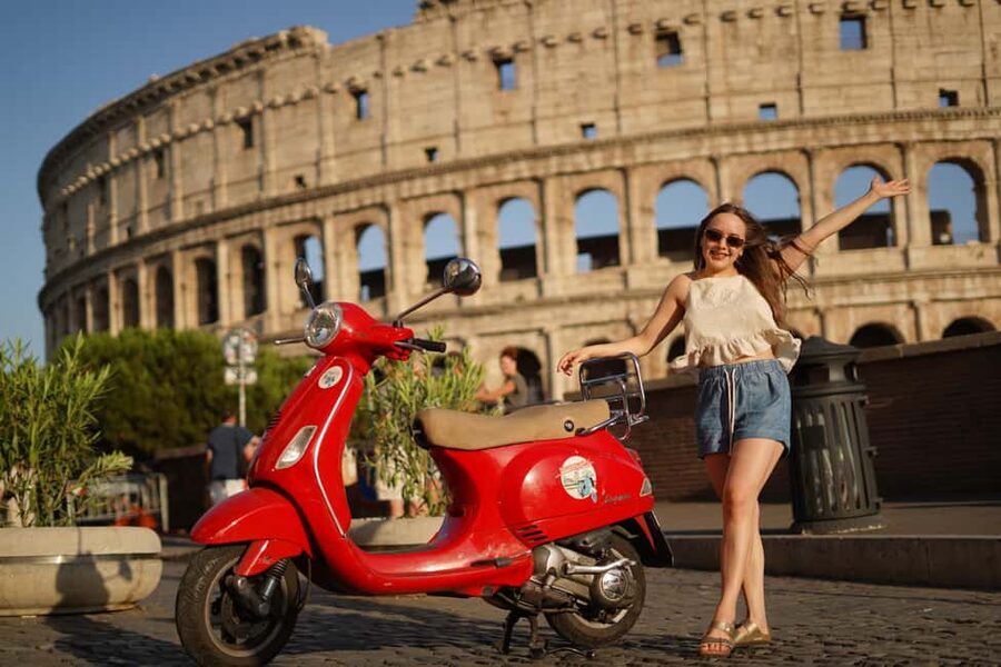 Rome: Night Photography service by Vespa with Aperol Spritz - Trastevere brings in a different side of Rome