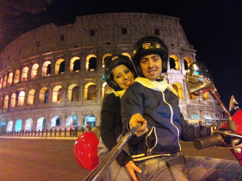 Rome: Nighttime Vespa Rental - Piazza Navona after the day crowds