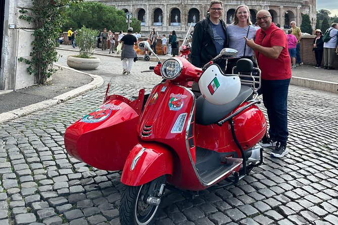 Rome Private Tour in a Vintage Vespa Sidecar Style for 90 Minutes - Piazza Navona and the Pantheon from the street