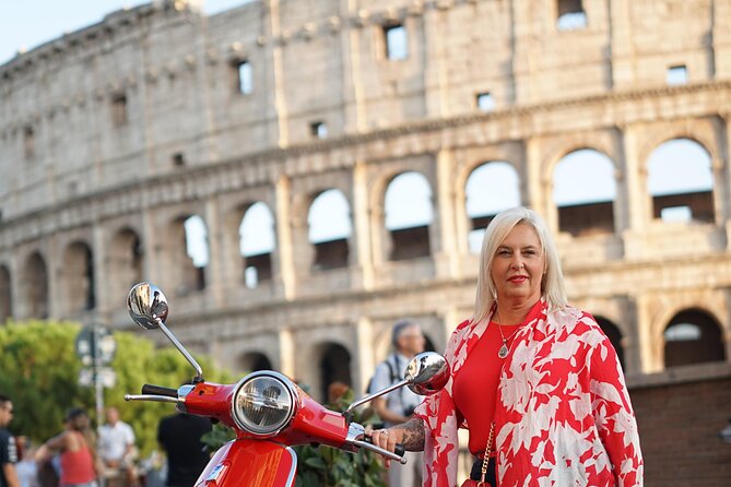 Rome's Easy Ride Vespa Tour with Pick Up and Drop Off - What riding behind a professional driver is like