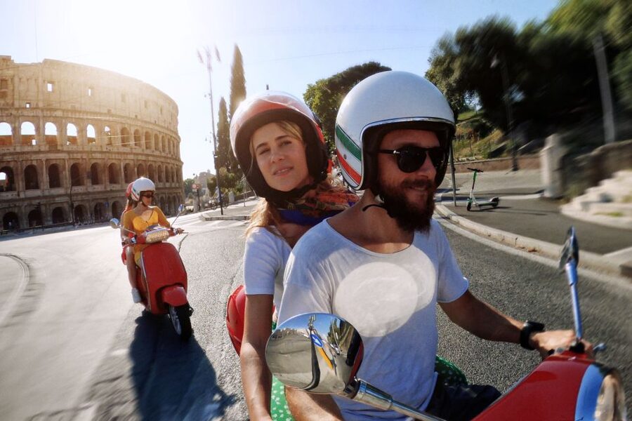 Rome: Self-Driven Sightseeing Tour by Vespa - Why Rome works so well from a Vespa