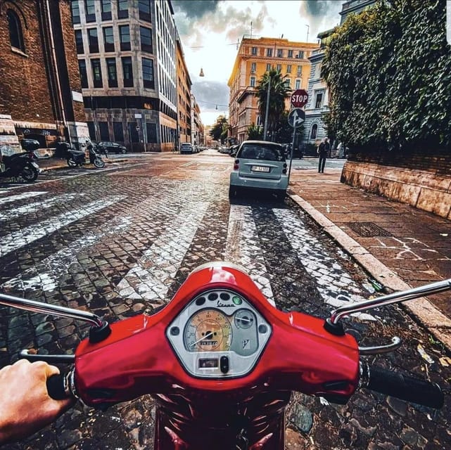 Rome: Vespa 125cc Daily rental ( Rome Termini & Vatican ) - What makes this service particularly useful