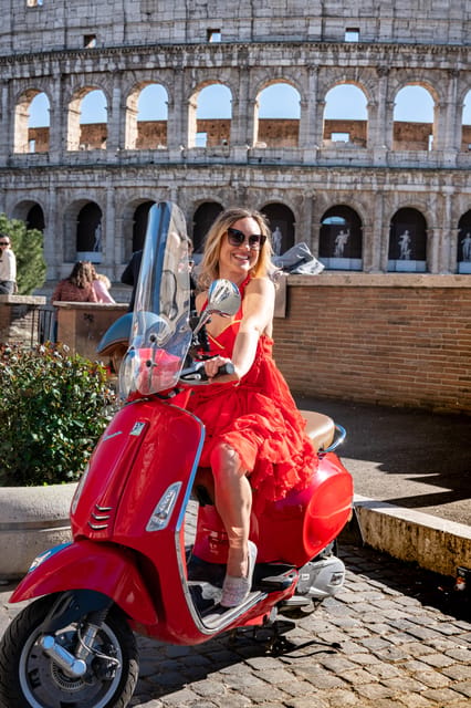 Rome: Vespa City Tour with Professional Photoshoot - Coffee Above the City at Gianicolo