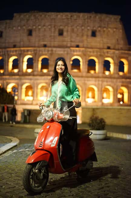 Rome: Vespa Night Experience with Aperol Spritz & Photos - Starting Near the Colosseum