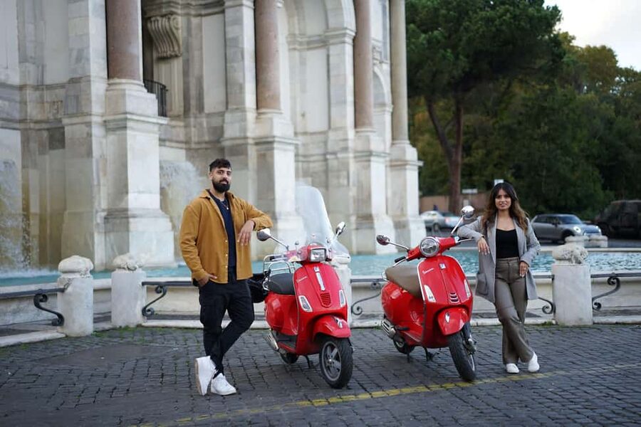 Rome: Vespa Photo Tour with City Center Pickup - Circus Maximus and the ride toward the Orange Garden
