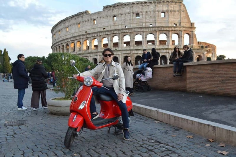 Rome Vespa: Photos, City Highlights, Sightseeing by Vespa - What a passenger-only Vespa tour feels like