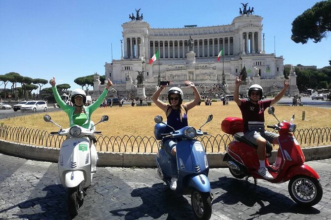 Rome Vespa Primavera 125 cc Rental - 72 Hours Rental - Safety, licences, and the €350 deposit