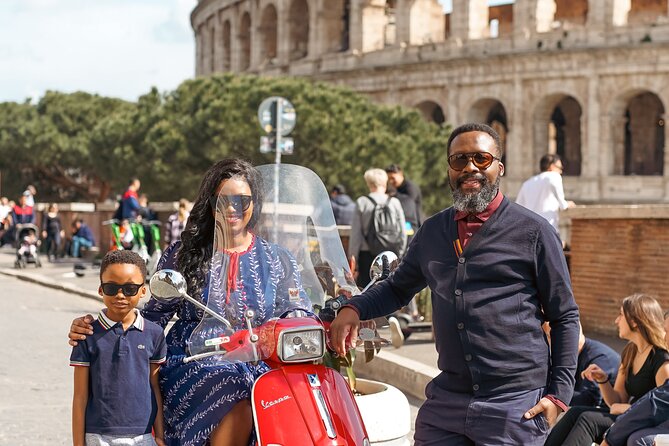 Rome Vespa Scooter Tour with Professional Photographer - Photos are more than an extra