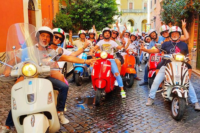 Rome Vespa Small Group Sightseeing Tour, 3 Hour Experience - Aventine Hill and the Knights of Malta keyhole