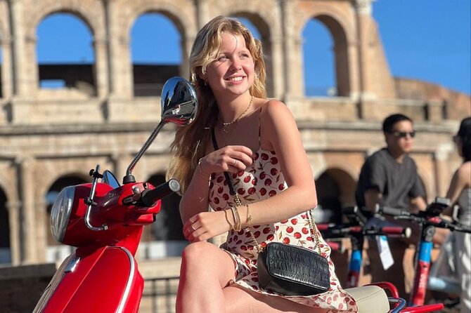 Rome Vespa Tour and Professional Photoshoot - Piazza Navona and the final stretch