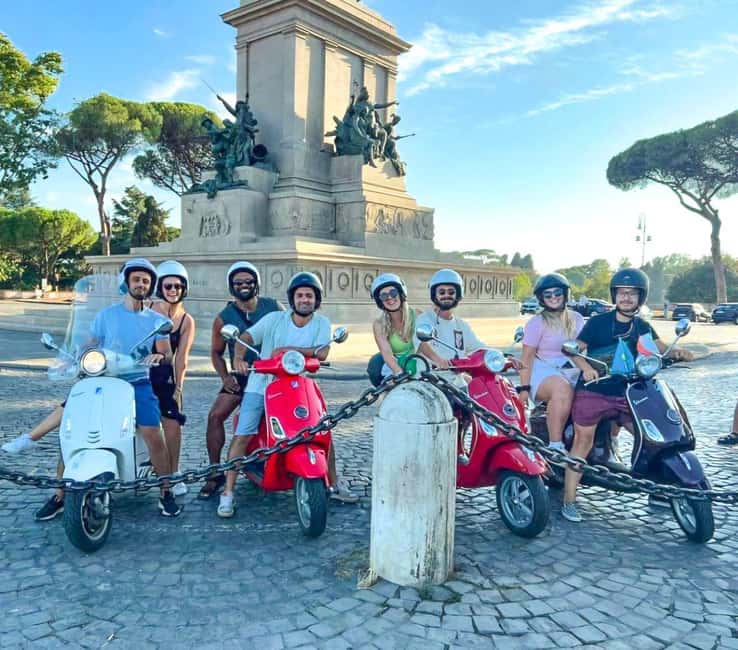 Rome: Vespa tour “When in Rome” with Dessert and Photography - Starting at Via Cavour and heading to the Colosseum