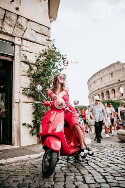 Rome: Vespa Tour with Gelato and Photos - Why a Vespa is a useful way to see Rome