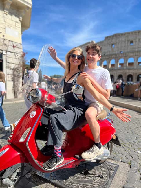 Rome: Vespa Tour with Local Guide - Timing, pace, and practical concerns