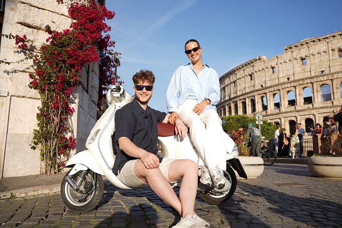 Rome: Vespa Tour with Photographer and Tiramisu treat - Key points at a glance