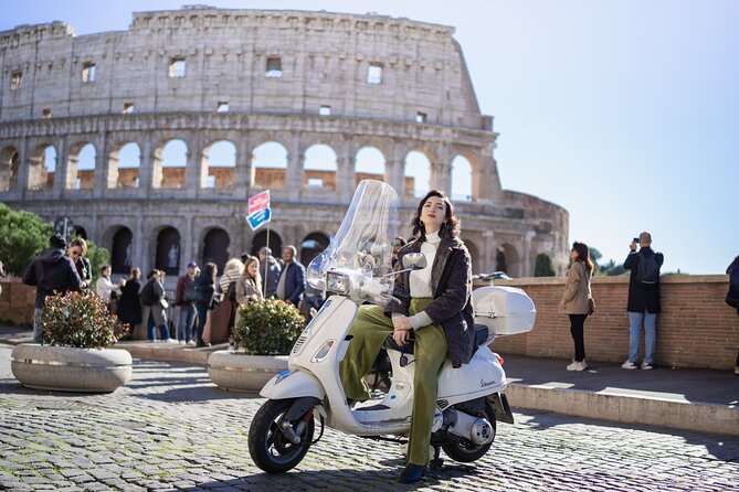Rome Vespa tour with Pro Photographer - Why a chauffeured Vespa works so well in Rome