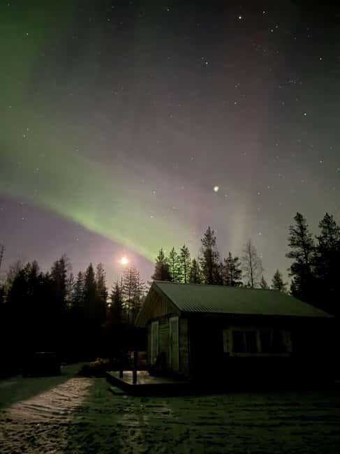 Rovaniemi: Northern Lights Electric Snow-Scooter Tour - Leaving Rovaniemi for the winter woods