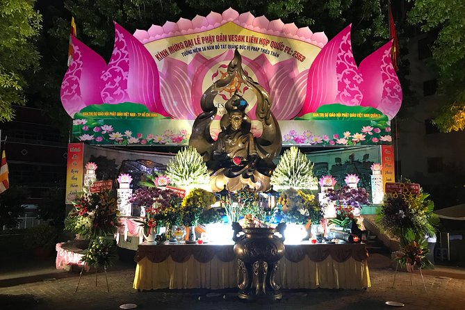 Saigon After Dark & Food Tour By Scooter - Saigon by scooter, not by tour bus