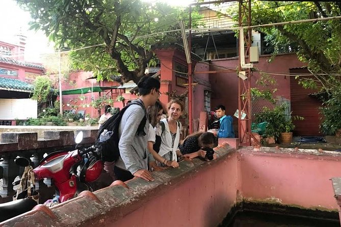 Saigon Afternoon City Historical Scooter Tour |Opt: Ao Dai Riders - The guides and the private format