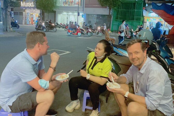 Saigon: City Unseen Highlights 2h Tour | Opt: Ao Dai Riders - Nguyen Hue Street: Saigon’s polished public center
