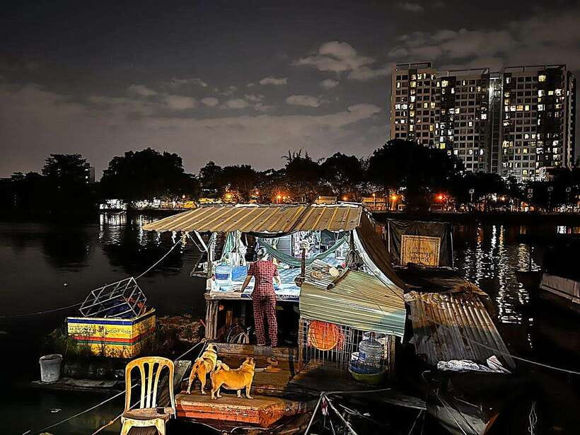 Saigon: Floating Market and Food Tasting Tour by Scooter - Who should book this scooter tour