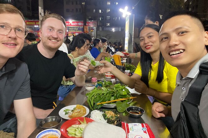 Saigon Food Tour by Scooter with Eleven Tastings - Stop one: banana sticky rice in District 3