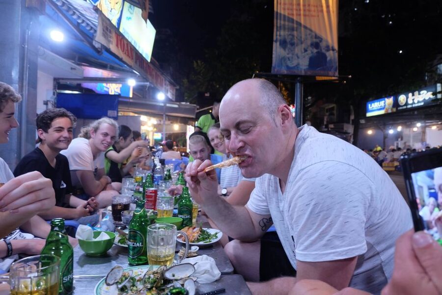 Saigon: Night Sightseeing And Street Food Tour By Vespa - Seafood, snails, oysters, and a local beer