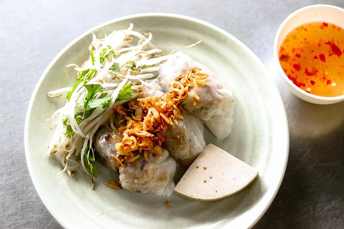 Saigon Night Street Food and City Tour on Scooter - Safety, comfort, and who should book