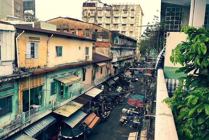 Saigon Vegetarian Tour by Motorbike and Scooter - District 4 and the final food perspective
