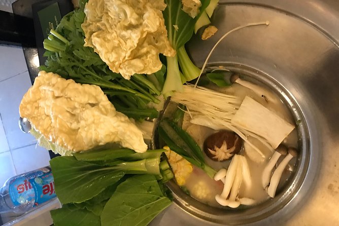 Saigon Vegetarian Tour by Motorbike and Scooter - Nguyen Thien Thuat and the local street food scene