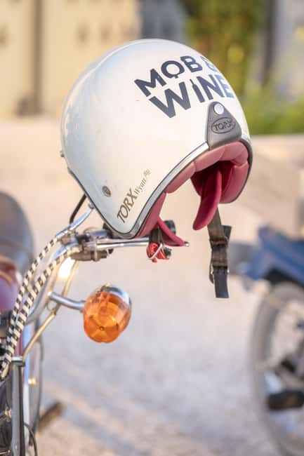 Saint-Emilion: Vintage moped rides and tours - Why a moped fits Saint-Émilion