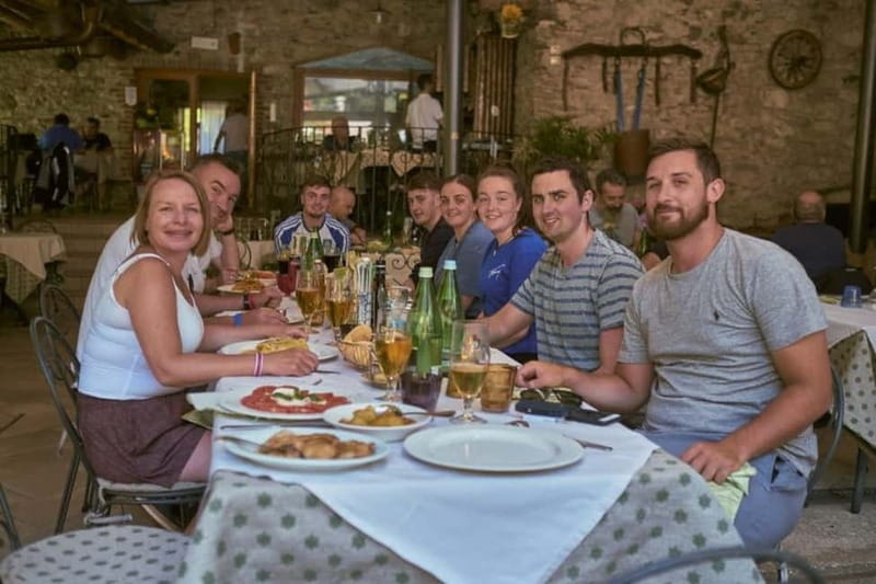 Salò: Lake Garda self-guided Vespa tour - Lunch at a family restaurant