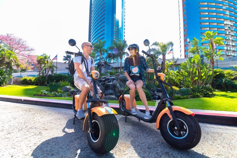 San Diego: Downtown and Gaslamp Loop Scooter Tour - Entering the Gaslamp Quarter